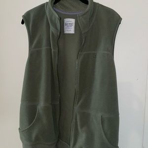 Men’s Old Navy vest